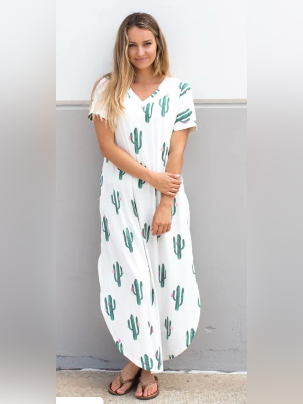 Tickled Teal sz M White V-Neck Maxi Dress with Green Cactus Print like new!